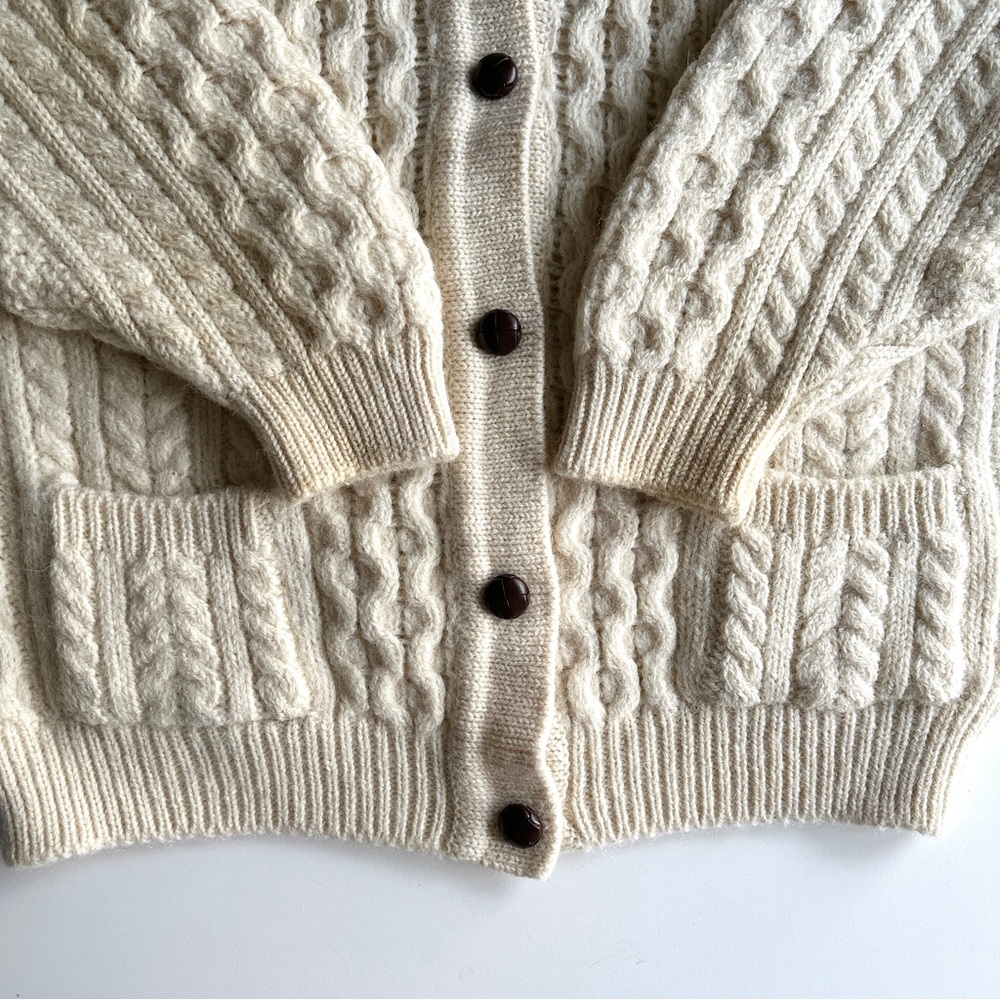 Vintage Aran Irish Fisherman Chunky Cable Knit Button-Up Cardigan - Picture 13 of 14